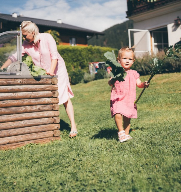 Frisches Obst und Gemüse aus eigenem Anbau © Lorenz Masser Fotografie