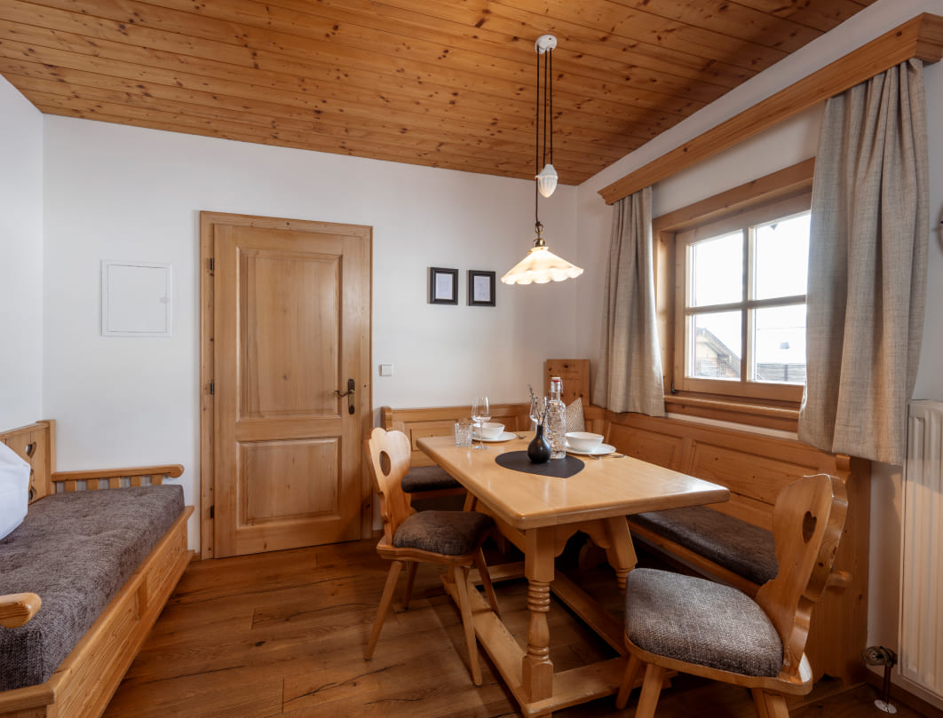 Essbereich in der Ferienwohnung Lackenkogel © Lorenz Masser Fotografie
